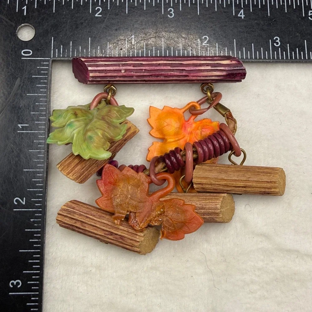 Vintage Hand Crafted Brooch Nature Leaves